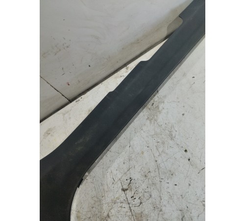 Накладка порога передняя левая