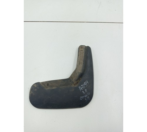 Брызговик задний правый