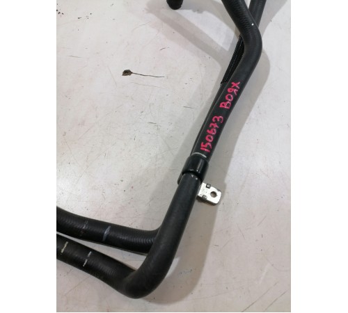 Патрубок системы охлаждения