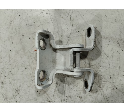 Петля двери задняя правая верхняя