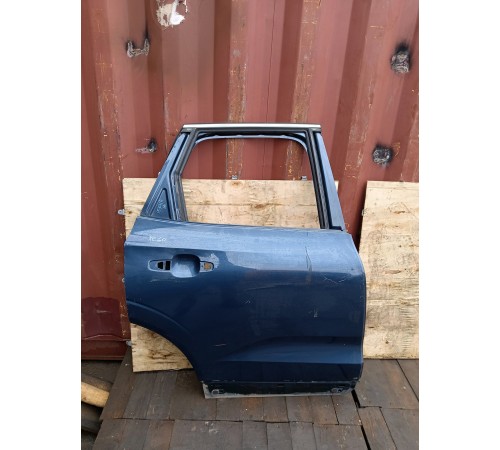 Дверь задняя правая