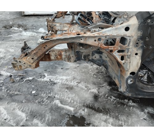 Лонжерон(четверть) передний левый