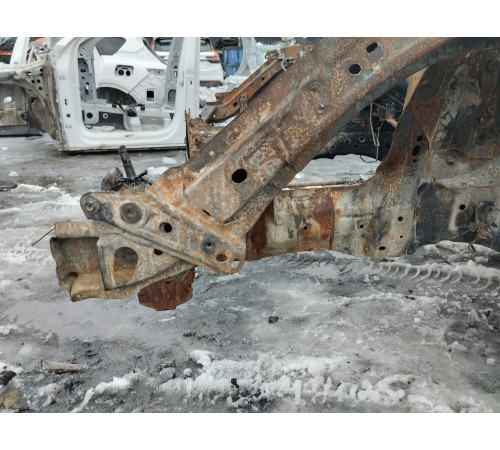 Лонжерон(четверть) передний левый