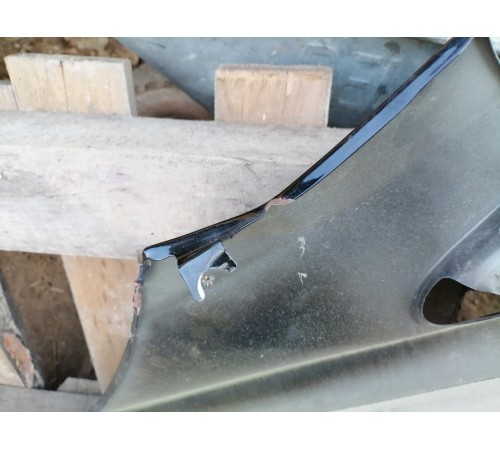 Крыло переднее правое