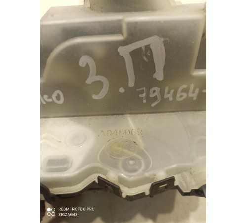 Замок двери (задний, правый)