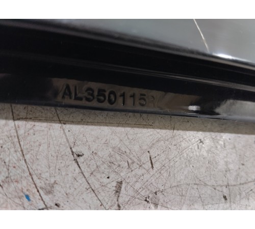 Накладка двери (передняя, правая)