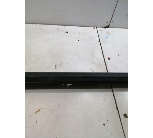 Накладка двери задняя правая