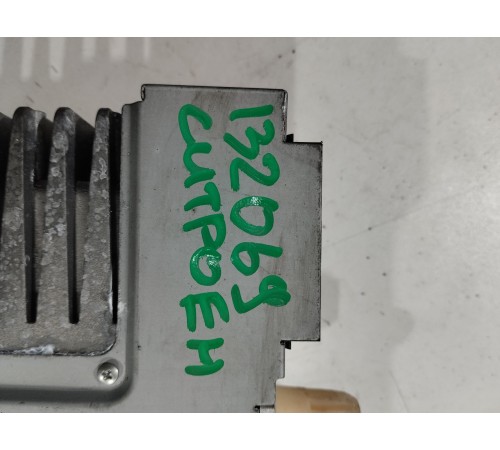 Блок магнитолы