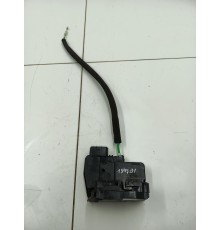 Замок двери передний правый