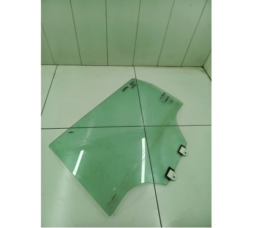 Стекло двери заднее левое