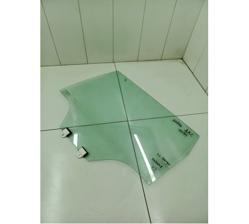 Стекло двери заднее левое