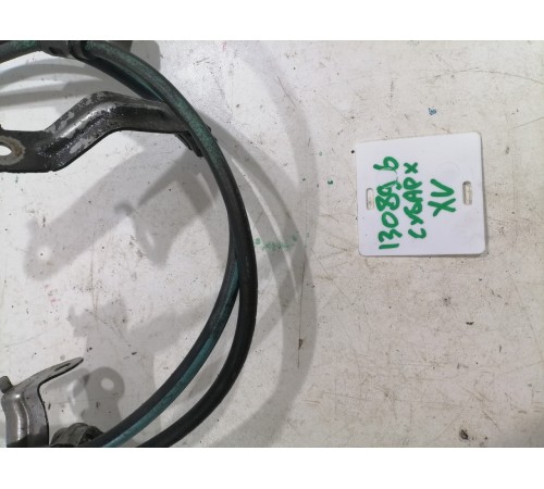 Трос стояночного тормоза