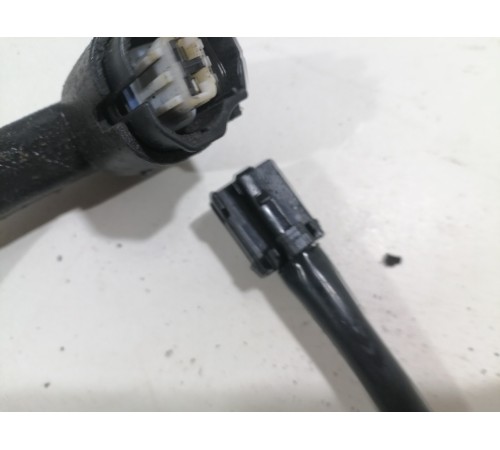 Трос стояночного тормоза