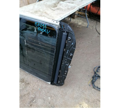 Панорамный люк в сборе