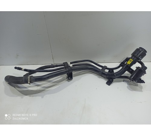 Горловина топливного бака