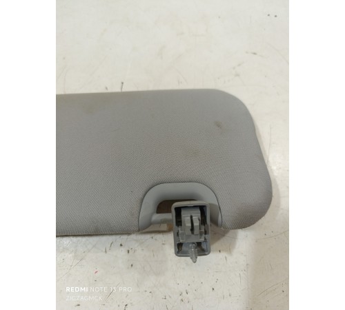 Козырёк солнцезащитный левый