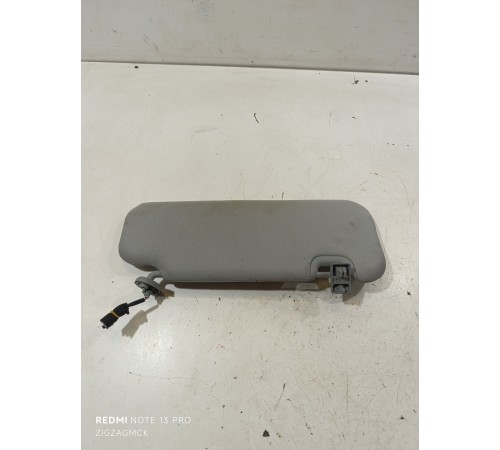 Козырёк солнцезащитный левый