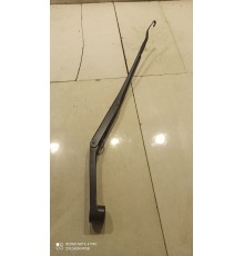 Поводок стеклоочистителя(правый)