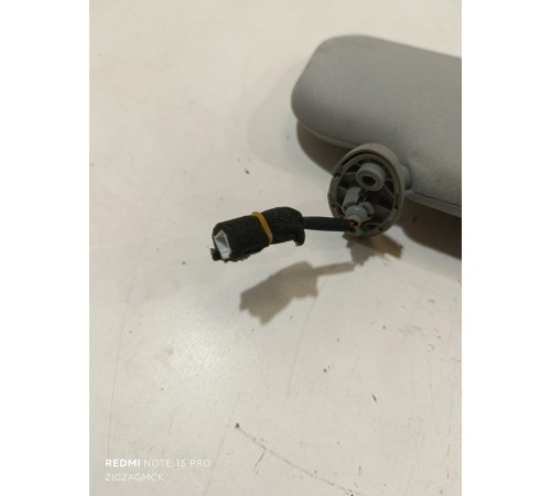 Козырёк солнцезащитный левый