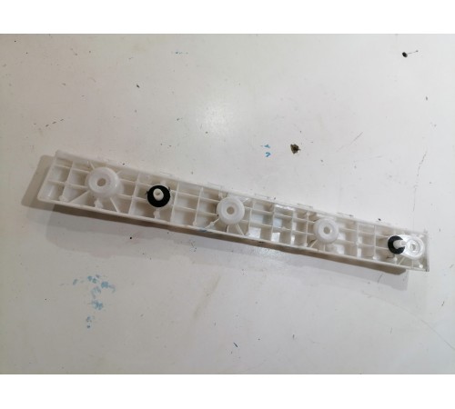 Кронштейн заднего бампера левый