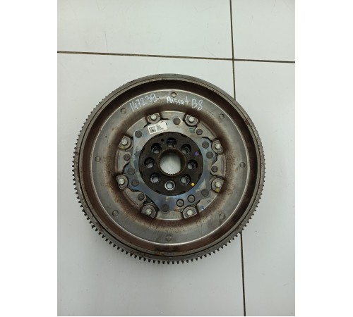 Маховик двигателя