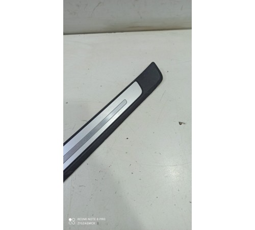 Накладка порога (передняя левая)