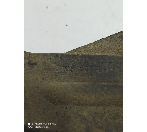 Кронштейн(крепление) амортизатора задний левый