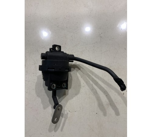 Вакуумный привод впускного коллектора