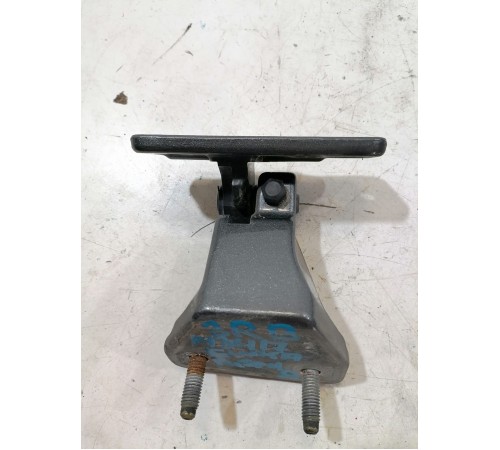 Петля двери задняя правая верхняя