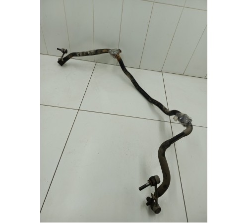 Стабилизатор передний