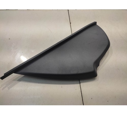 накладка багажника(левая)