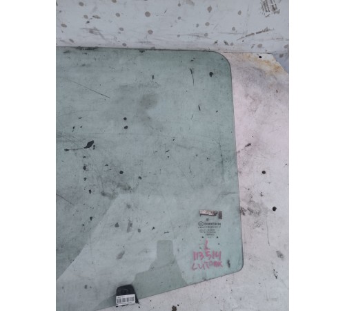 Стекло двери левое