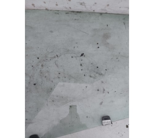 Стекло двери левое