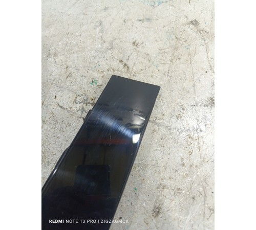 Накладка двери передняя левая