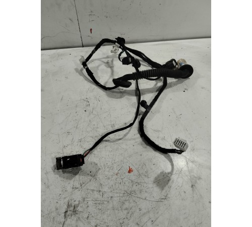 Электропроводка двери задняя левая