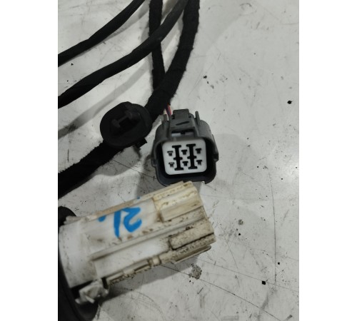 Электропроводка двери задняя левая