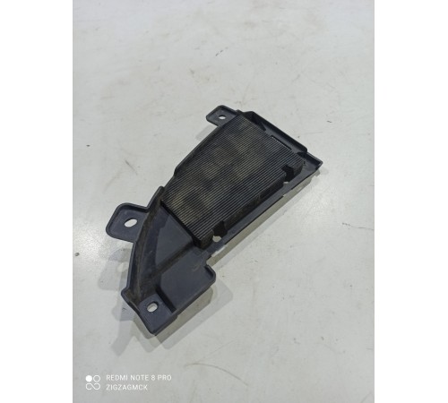 Накладка кузова левая