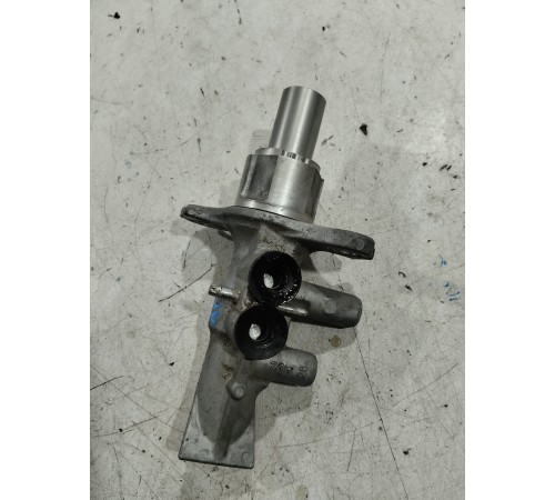 Главный тормозной цилиндр