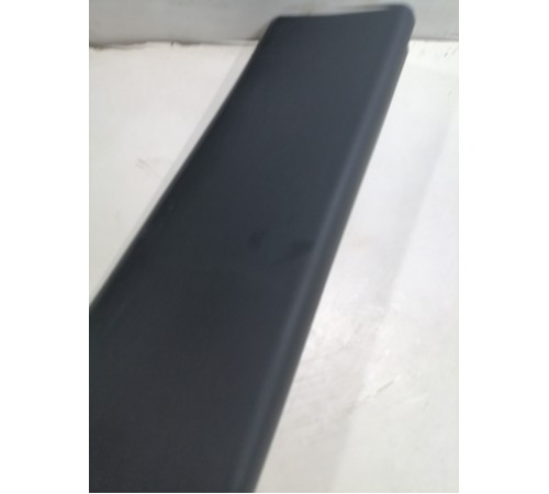 Обшивка крышки багажника