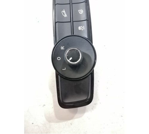 Блок кнопок управления зеркалами