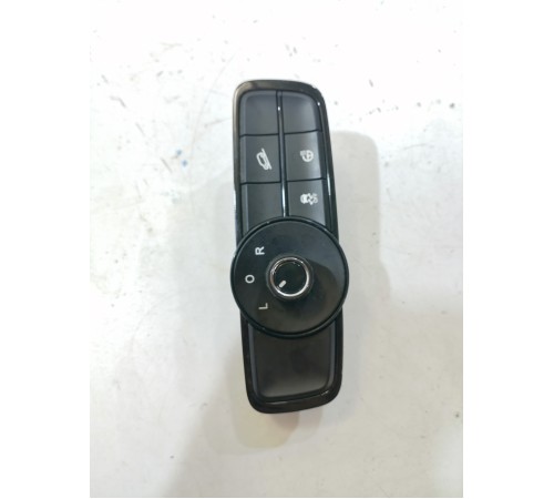 Блок кнопок управления зеркалами