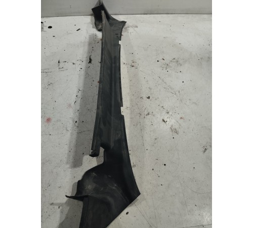 Накладка проема крыши багажника верхняя