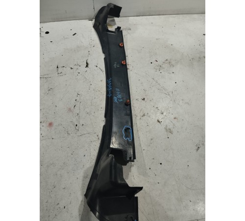 Накладка проема крыши багажника верхняя