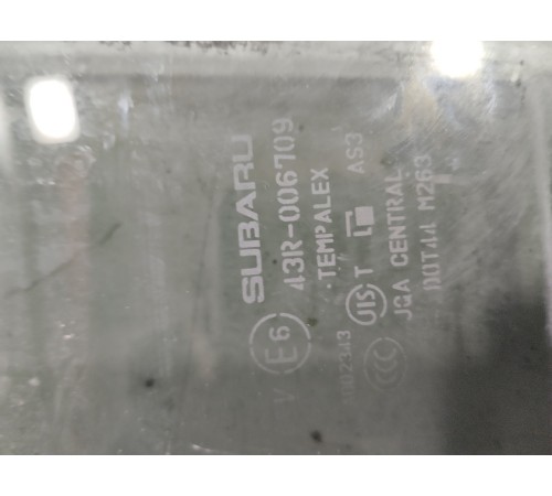 Стекло двери (заднее левое)