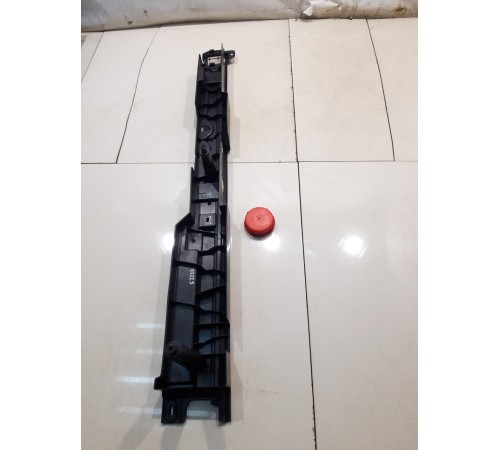 Накладка крышки багажника(левая)