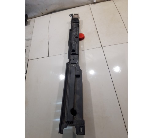 Накладка крышки багажника(левая)