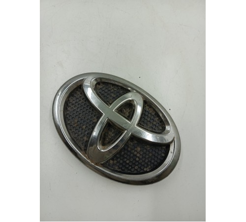 Эмблема передняя