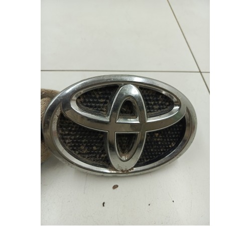 Эмблема передняя