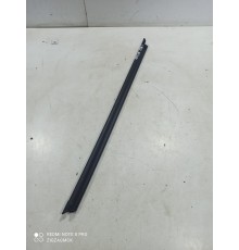 Уплотнитель стекла (передний левый внутренний)