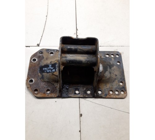 Кронштейн(крепление) рамы правый